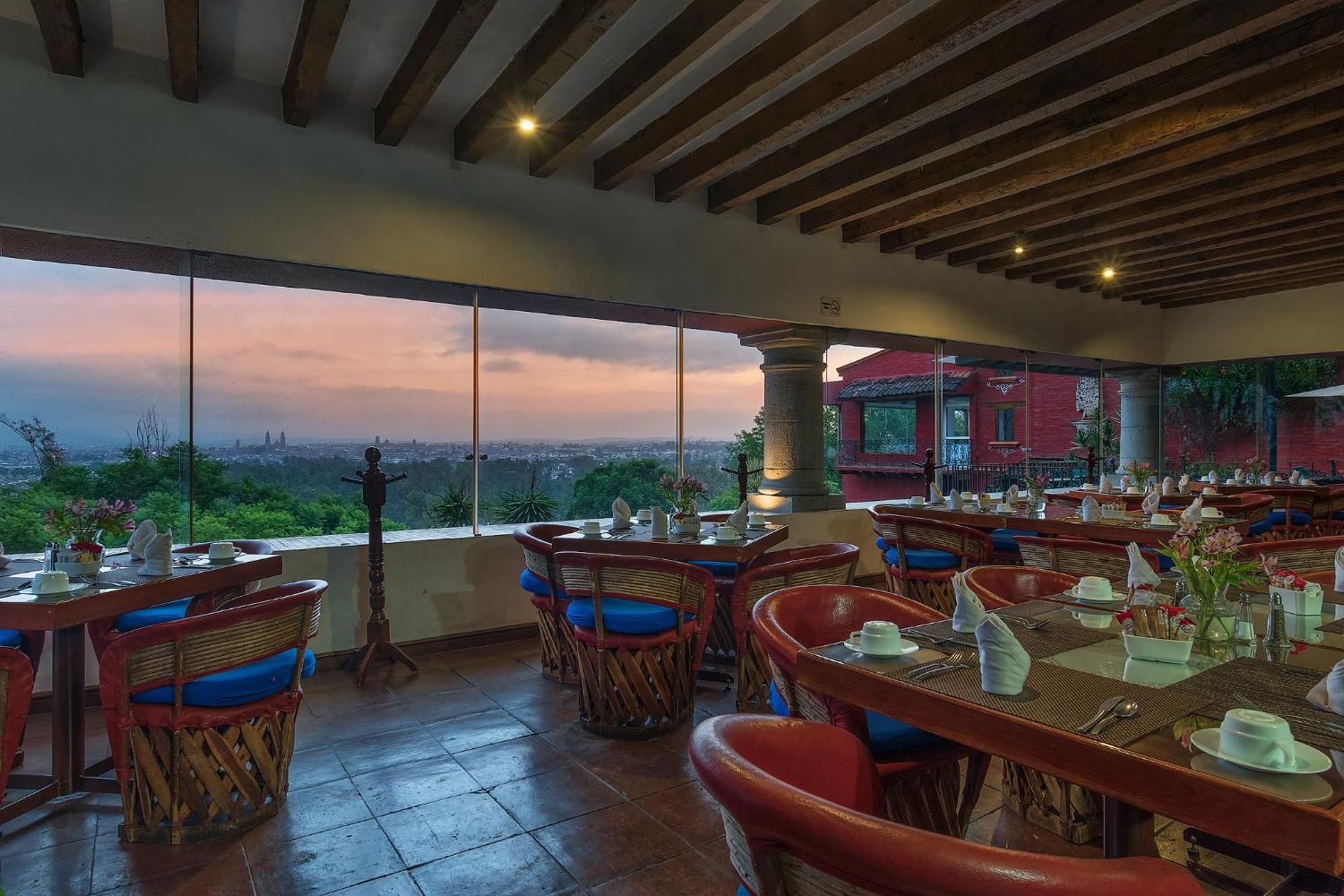 Villa San Jose Hotel & Suites Morelia Exterior foto